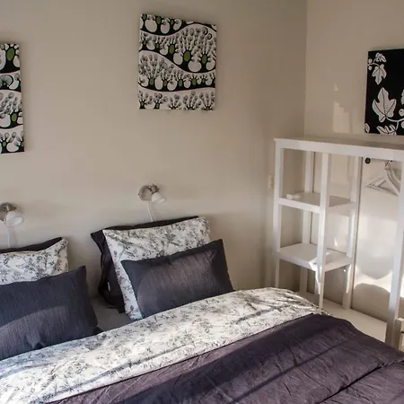Ommelstein Bed & Breakfast *